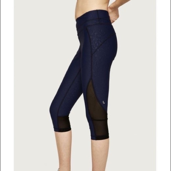 Pants - Lole Navy Mesh Crop